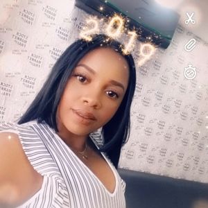 Meet your Posher, Aracelis